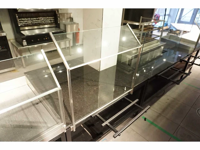 Buffetopstelling 4m - afbeelding 9 van  9