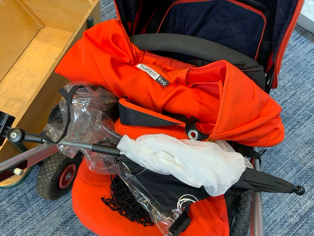 Bugaboo buggy en babyaccesoires - afbeelding 3 van  7