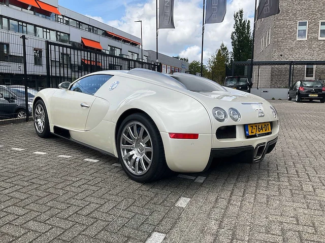 Bugatti veyron 16.4 2009, z-764-dt - afbeelding 31 van  36