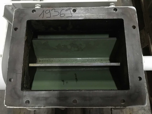 Buhler roterende sluis met motor - afbeelding 4 van  5
