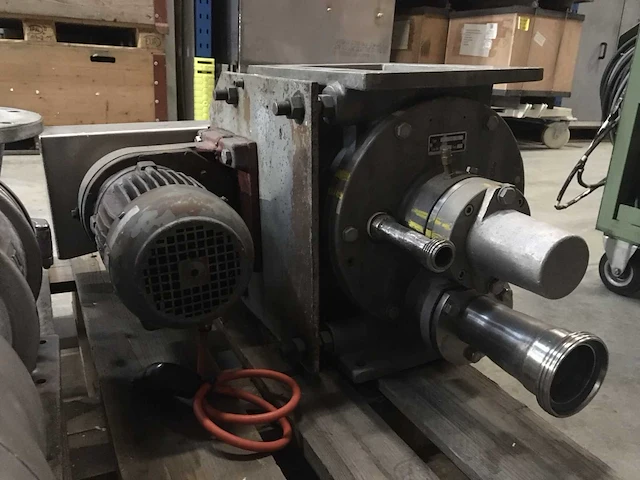 Buhler roterende sluis met motor - afbeelding 2 van  6