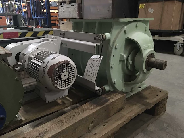 Buhler roterende sluis met motor - afbeelding 1 van  5