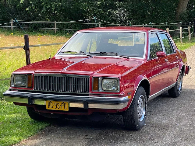 Buick - skylark - sport sedan - hg-93-pd - 1980 - afbeelding 1 van  13