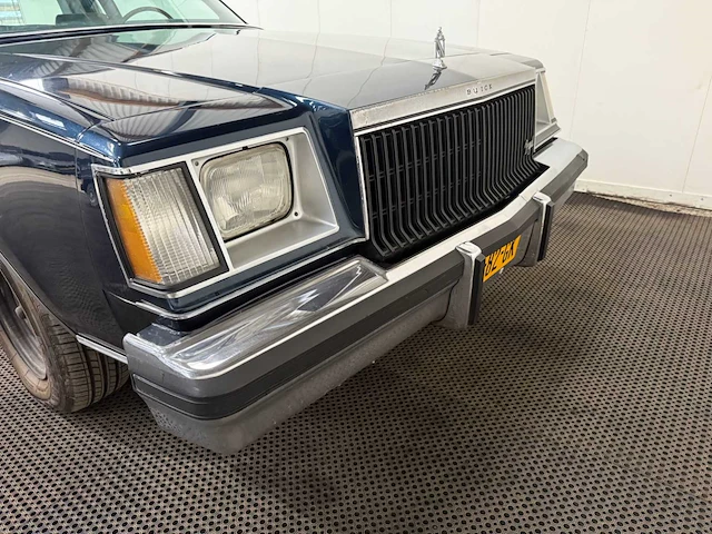 Buick- regal - 3.8 v6 - oldtimer - 1979 - afbeelding 4 van  36