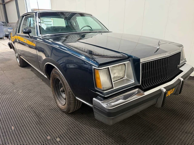Buick- regal - 3.8 v6 - oldtimer - 1979 - afbeelding 5 van  36