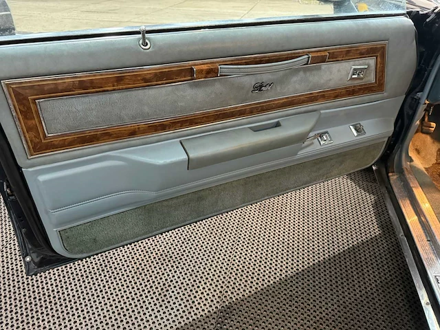 Buick- regal - 3.8 v6 - oldtimer - 1979 - afbeelding 24 van  36