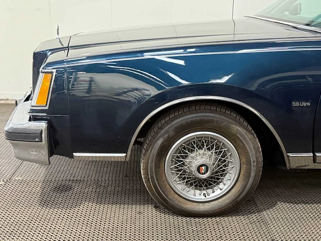 Buick- regal - 3.8 v6 - oldtimer - 1979 - afbeelding 28 van  36