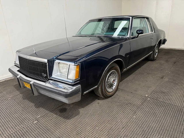 Buick- regal - 3.8 v6 - oldtimer - 1979 - afbeelding 32 van  36