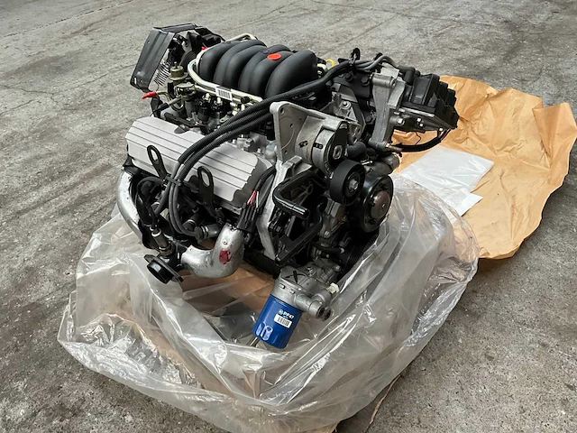 Buick 213 cid / 3.8 liter v-6 benzinemotor - afbeelding 4 van  10