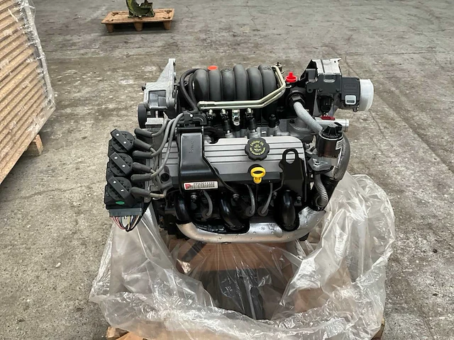 Buick 213 cid / 3.8 liter v-6 benzinemotor - afbeelding 6 van  10