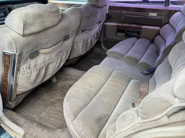 Buick electra park avenue 5.7 v8 1982 - afbeelding 3 van  17