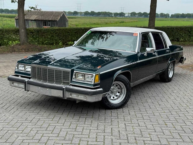 Buick electra park avenue 5.7 v8 1982 - afbeelding 1 van  17