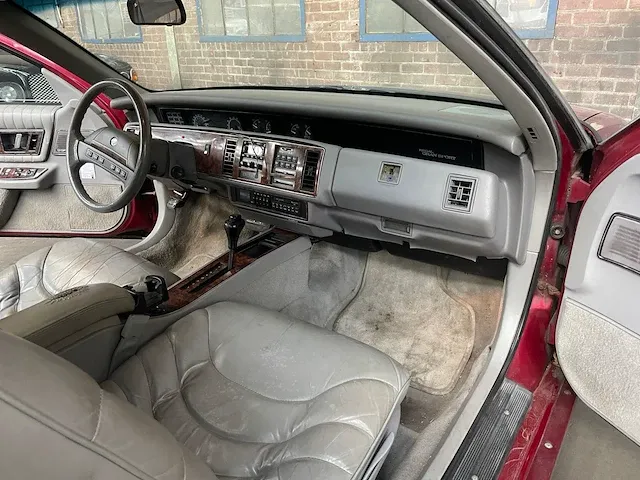 Buick regal 3.1 v6 limited coupé 141pk 1992, ht-tj-09 - afbeelding 27 van  50