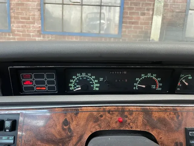 Buick regal 3.1 v6 limited coupé 141pk 1992, ht-tj-09 - afbeelding 30 van  50