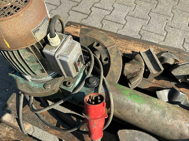Buigmachine - afbeelding 8 van  11