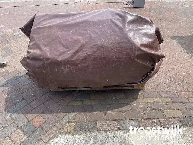 Buikschuifbaan springkussen - afbeelding 13 van  13