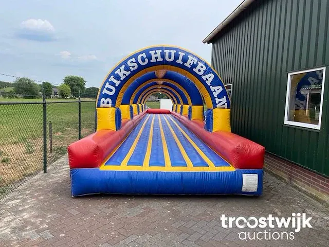 Buikschuifbaan springkussen - afbeelding 2 van  13
