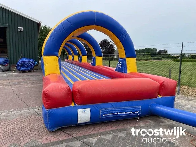 Buikschuifbaan springkussen - afbeelding 6 van  13