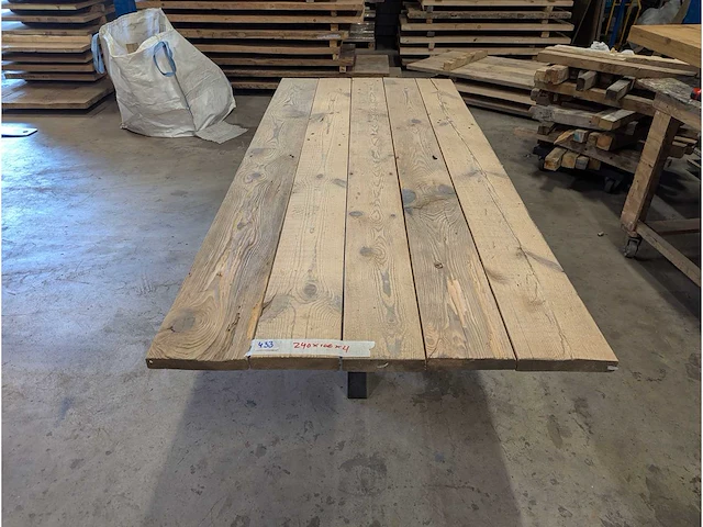 Buiten - eetkamertafel - afbeelding 1 van  3