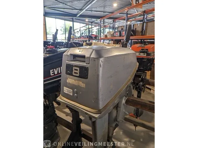 Buitenboord motor evinrude , 8 pk 2t langstaart op knuppel - afbeelding 2 van  9