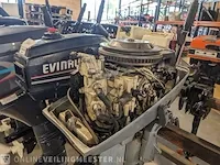 Buitenboord motor evinrude , 8 pk 2t langstaart op knuppel - afbeelding 6 van  9