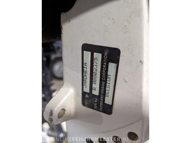 Buitenboord motor johnson, 4 pk 2-takt 2 cilinder kortstaart op knuppel - afbeelding 6 van  9
