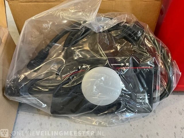 Buitenboord motor parsun, f30fwlt 30 pk 4-takt efi , zwart - afbeelding 6 van  7