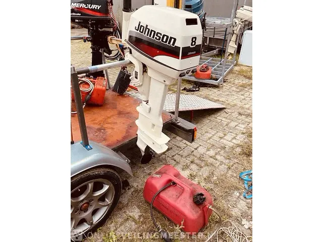 Buitenboordmotor johnson 8 pk - afbeelding 3 van  5