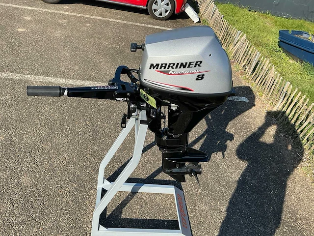 Buitenboordmotor mariner 4 tak 8pk - afbeelding 1 van  20