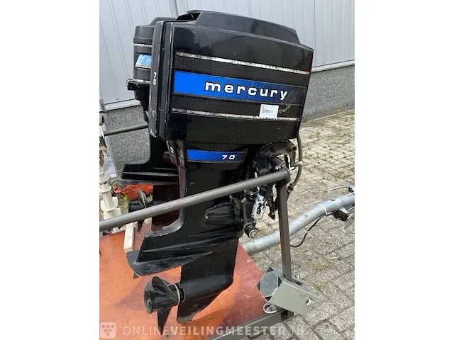 Buitenboordmotor mercury 70pk - afbeelding 1 van  9