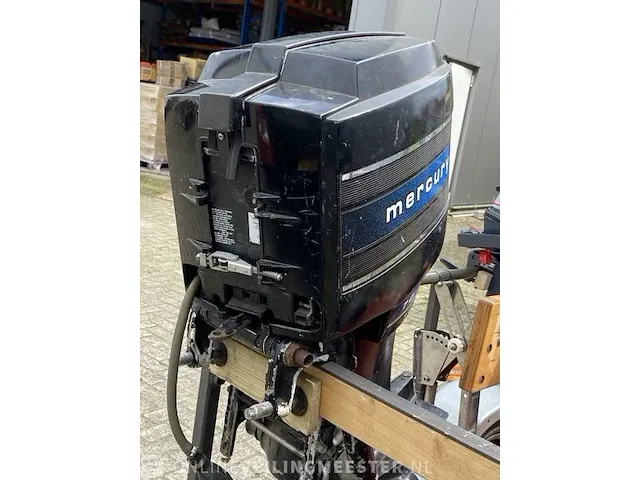 Buitenboordmotor mercury 70pk - afbeelding 8 van  9