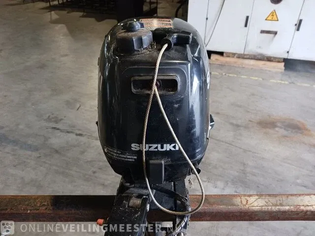 Buitenboordmotor suzuki , 4 pk viertakt, zwart - afbeelding 8 van  10