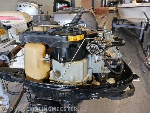 Buitenboordmotor suzuki , 4 pk viertakt, zwart - afbeelding 9 van  10
