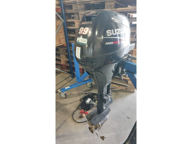 Buitenboordmotor, suzuki , df9.9a - 9.9 pk - 4 takt, zwart, 2011 - afbeelding 1 van  6