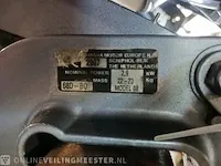 Buitenboordmotor yamaha, 4 pk, grijs / chroom, bouwjaar 2007 - afbeelding 7 van  15