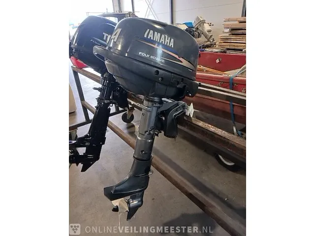 Buitenboordmotor yamaha, 4 pk, grijs / chroom, bouwjaar 2007 - afbeelding 1 van  15