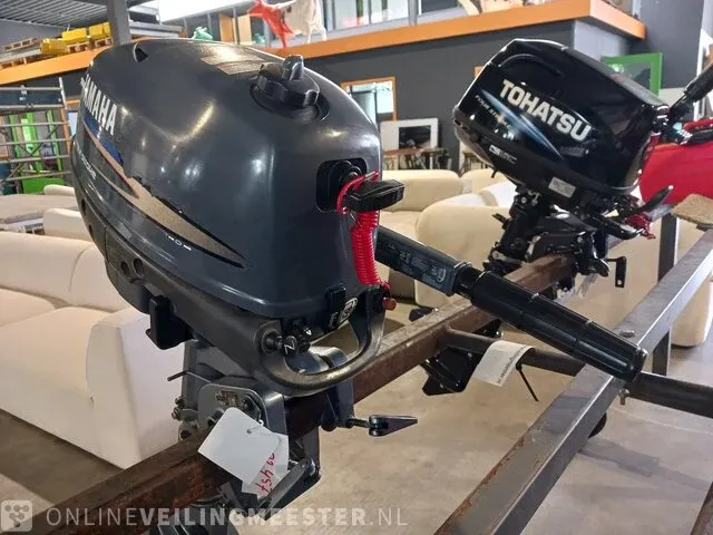 Buitenboordmotor yamaha, 4 pk, grijs / chroom, bouwjaar 2007 - afbeelding 10 van  15