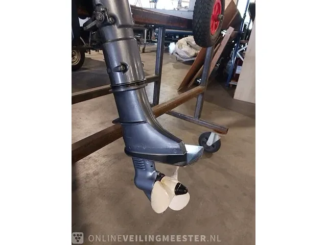 Buitenboordmotor yamaha, 4 pk, grijs / chroom, bouwjaar 2007 - afbeelding 14 van  15