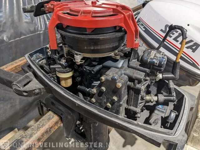 Buitenboordmotor yamaha, 8 pk , zwart - afbeelding 8 van  10