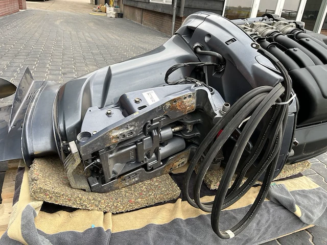 Buitenboordmotor yamaha - afbeelding 10 van  16