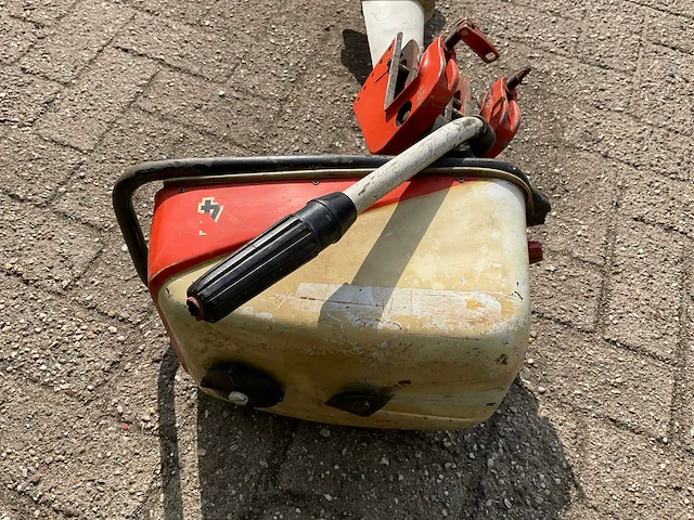 Buitenboordmotor - afbeelding 7 van  7