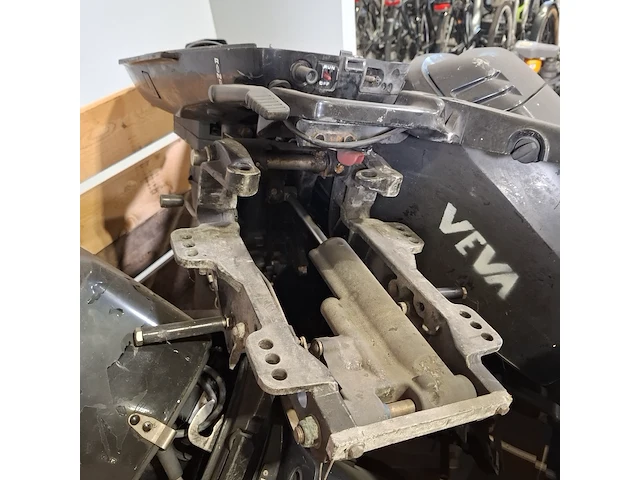 Buitenboordmotoren in onderdelen, o.a mercury - afbeelding 3 van  10