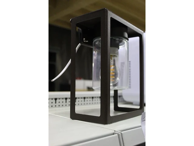 Buitenlamp. margeproduct - afbeelding 2 van  2