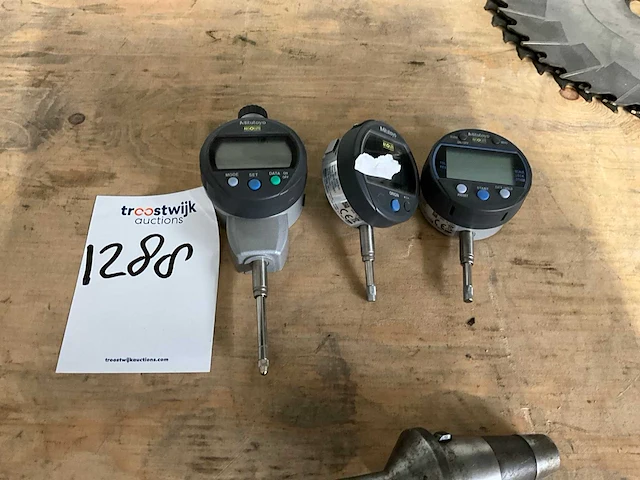 Buitenmaat micrometer (3x) - afbeelding 1 van  1