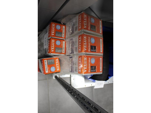 Buitenzonwering velux 3x mhl mk00 5060c en 3x dkl mk04 1100sc en 2x dkl uk04 100gl. - afbeelding 5 van  6