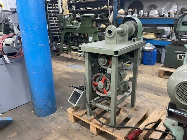 Buizen torsmachine - afbeelding 1 van  9