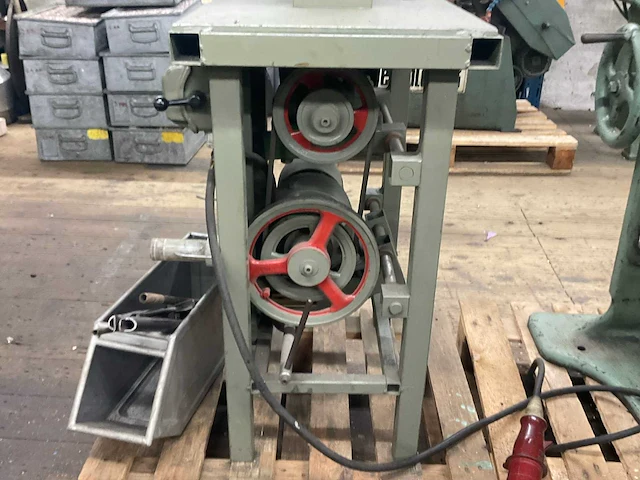 Buizen torsmachine - afbeelding 7 van  9