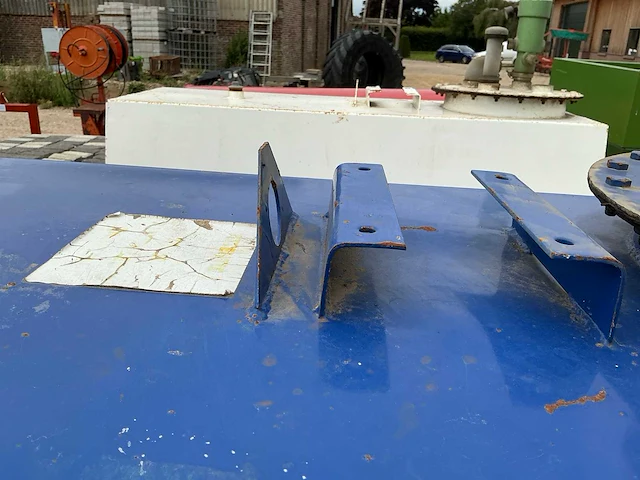 Bulktank met pomp 1200ltr. - afbeelding 10 van  11
