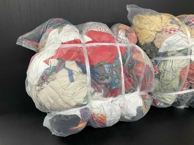 Bulkverpakking vintage kleding (3x) - afbeelding 4 van  4