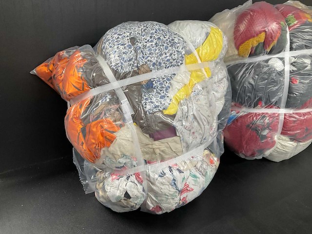 Bulkverpakking vintage kleding (4x) - afbeelding 5 van  5